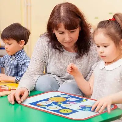 Tableau d'Activité Montessori - MontessoriBoard™ - Planète - Jouet pour Enfant